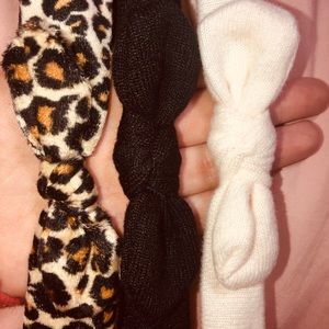 Knitted headbands/ bows for toddlers